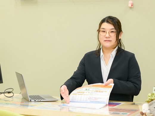 まるひろ南浦和店　スタッフ