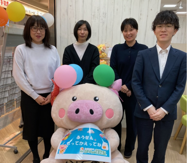 博多バスターミナル店　スタッフ