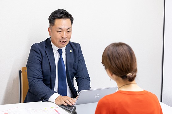 北海道支社　スタッフ